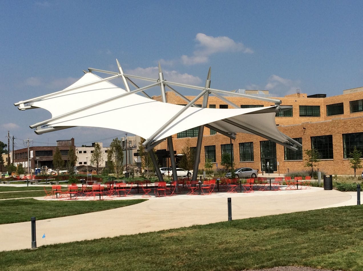 bat-cang-mai-vom-kien-truc