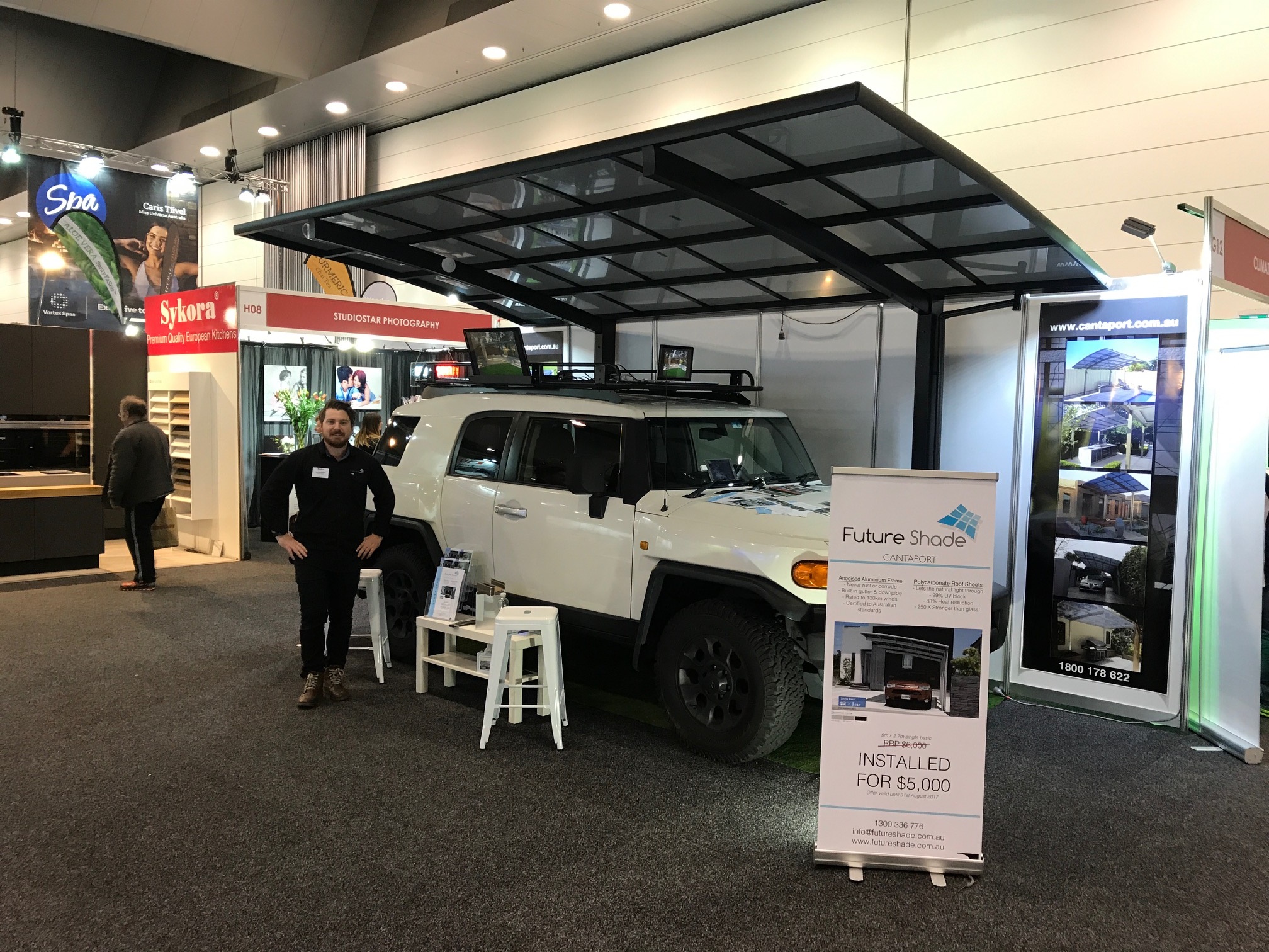 mau-mai-che-xe-o-to-khu-thuong-mai